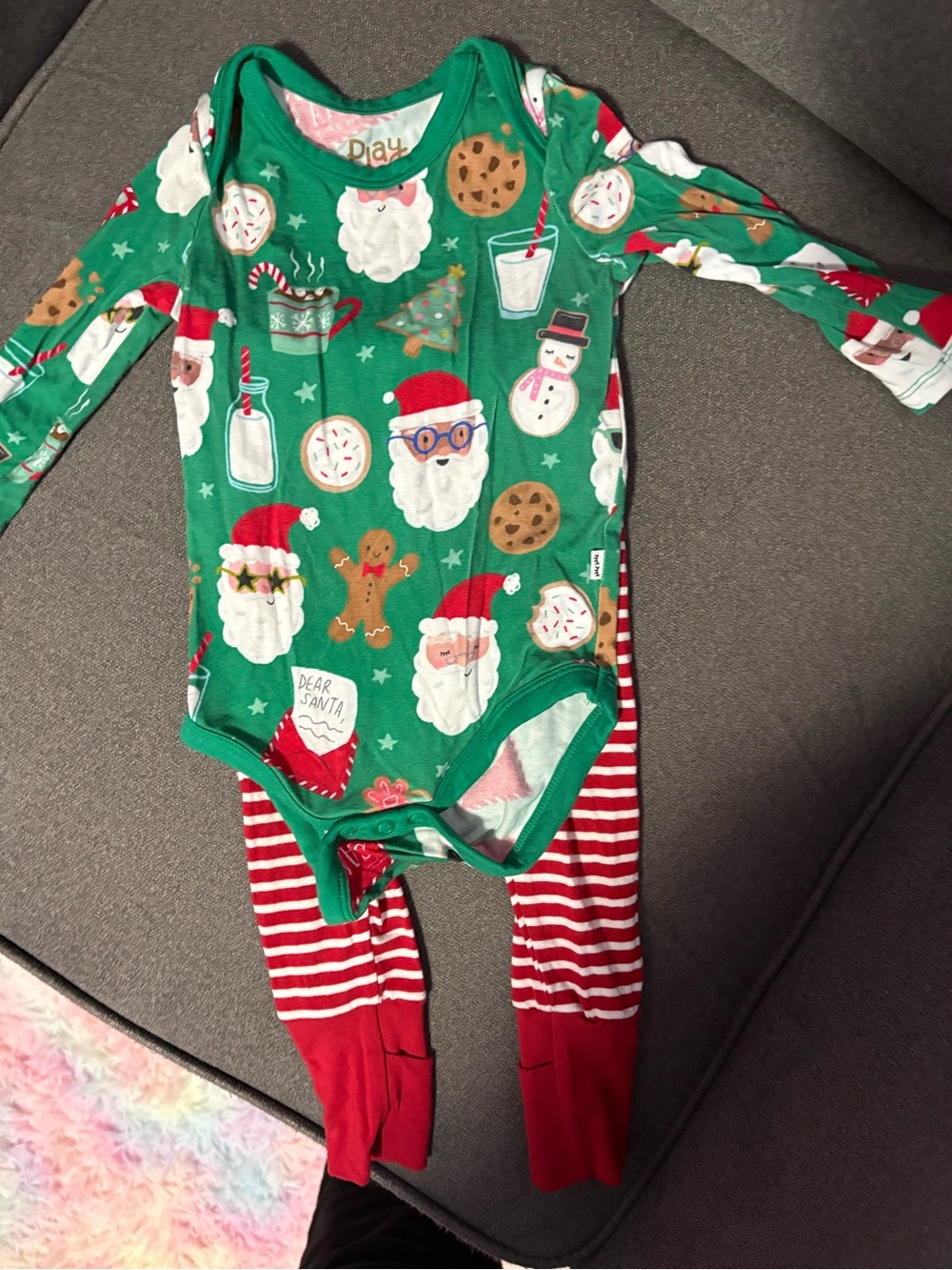 EUC Little sleepies holiday outfit